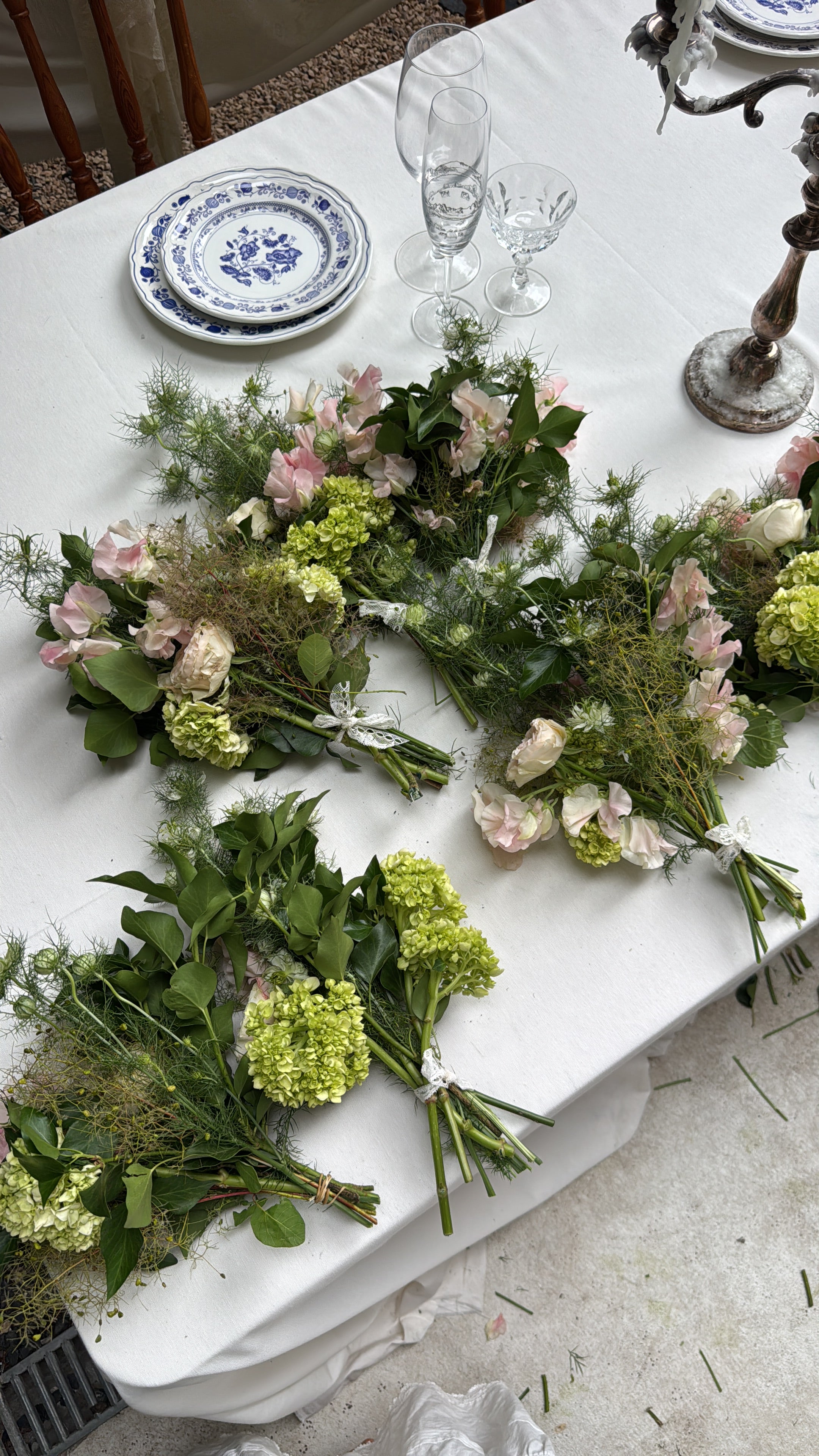 Flower Bouquet Workshop– with Wine & Pastries
